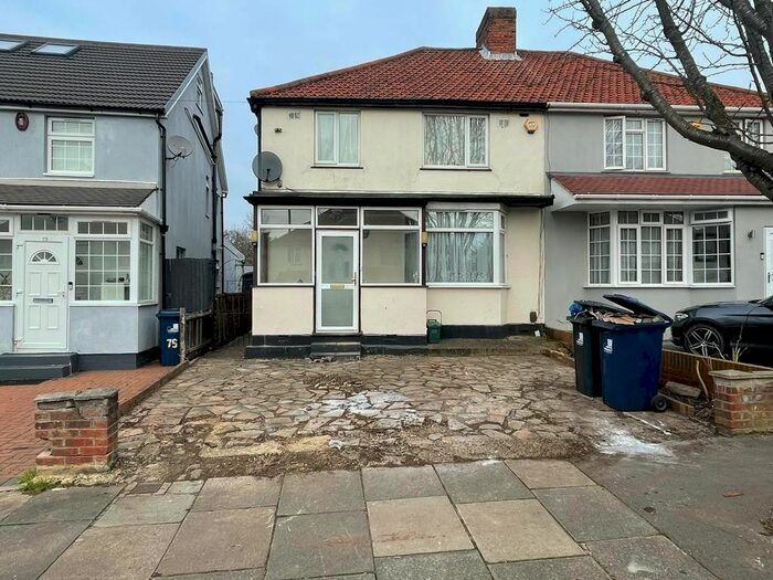 3 Bedroom Terraced House To Rent In Halsbury Road East, Northolt, Greater London UB5