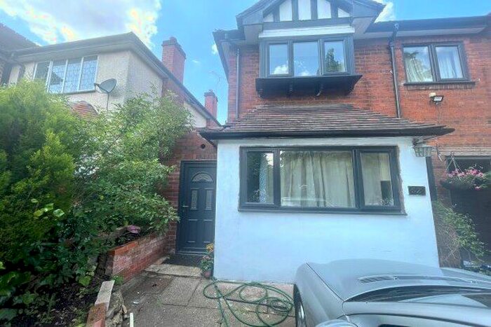 1 Bedroom Flat To Rent In Mackenzie Road, Birmingham, B11