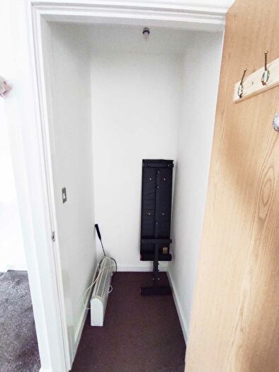 5 Bedroom Terraced House For Sale In Wheler Street, Manchester, M11