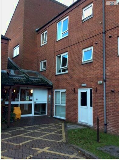 1 Bedroom Flat To Rent In Lucerne Road, PR2