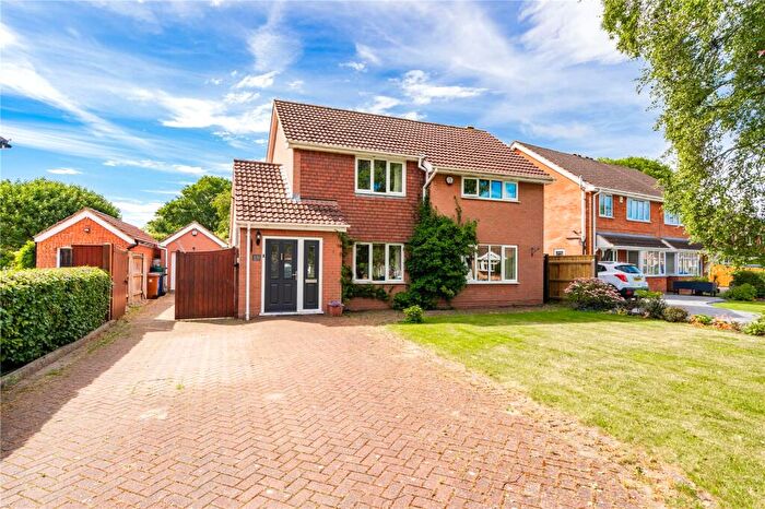 3 Bedroom Detached House For Sale In Meadowbank, Great Coates, Grimsby, DN37