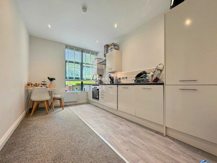 1 Bedroom Apartment To Rent In Fairway Court, Elland Road, LS11