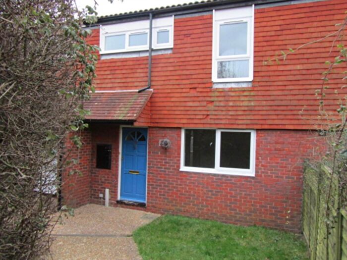 3 Bedroom Terraced House To Rent In Walsingham Close, Eastbourne, BN22