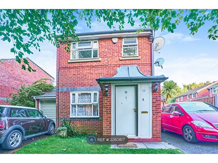 3 Bedroom Detached House To Rent In Clipper View, Birmingham, B16