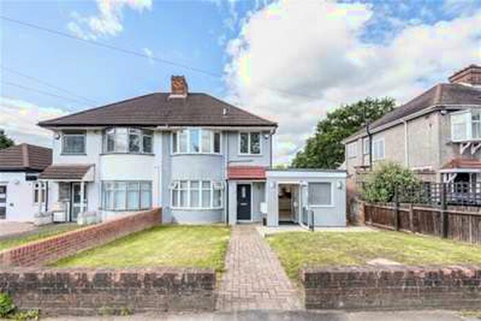 1 Bedroom Flat To Rent In White Horse Hill, Chislehurst, BR7