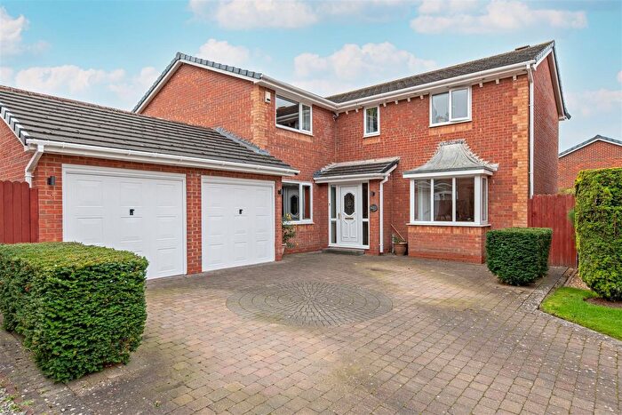 5 Bedroom Detached House For Sale In Wensleydale Close, Great Sankey, Warrington, WA5