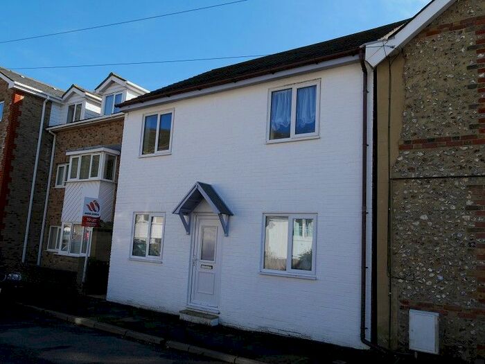 2 Bedroom Maisonette To Rent In South Street, Ventnor, Isle Of Wight, PO38