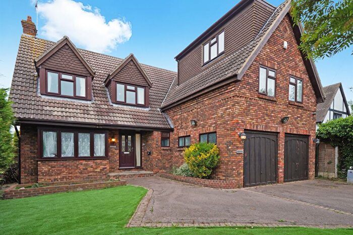 5 Bedroom Detached House To Rent In Fen Close, Bulphan, RM14