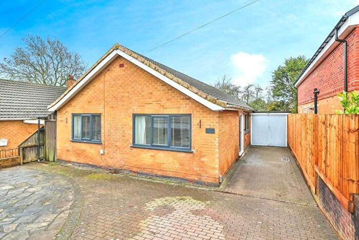 3 Bedroom Bungalow For Sale In Trowell Road, Nottingham, Nottinghamshire, NG8