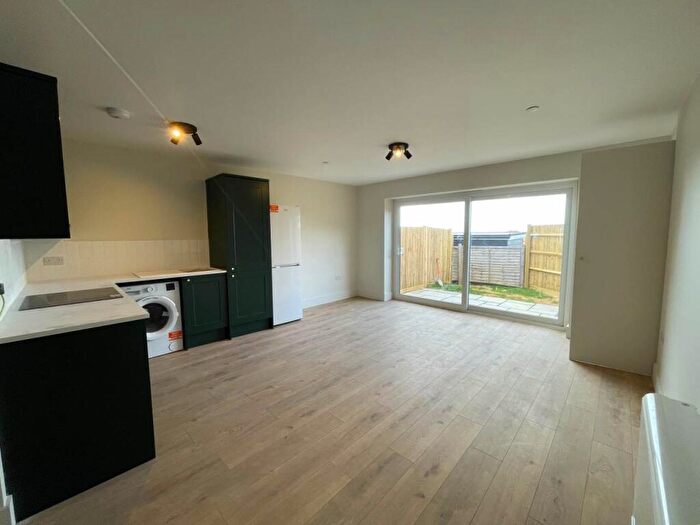 Studio To Rent In Padua House, North Crescent Drive, BN2