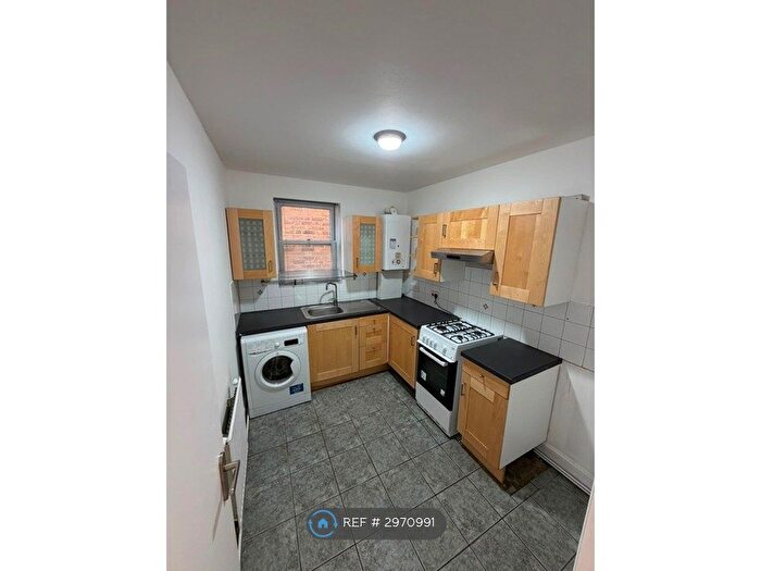 2 Bedroom Flat To Rent In Northumberland Park, London, N17