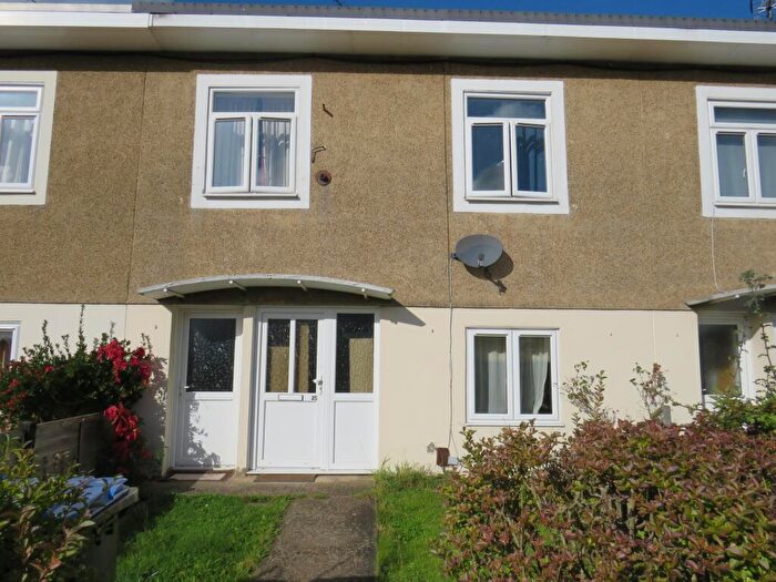 3 Bedroom House To Rent In The Wades, Hatfield, AL10