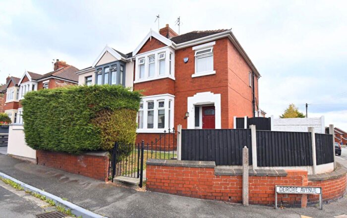 3 Bedroom Semi-Detached House For Sale In Deirdre Avenue, Widnes, WA8