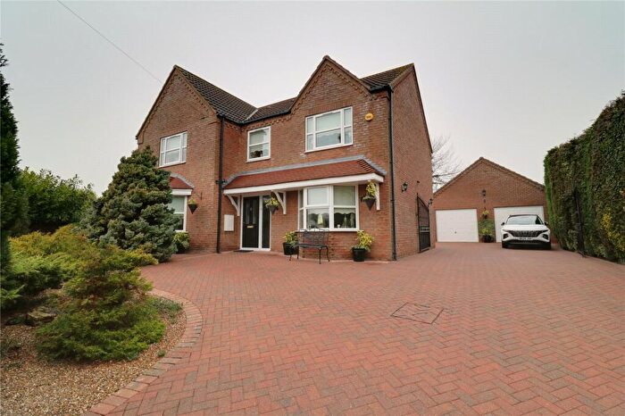 4 Bedroom Detached House For Sale In Front Street, Ulceby, Lincolnshire, DN39