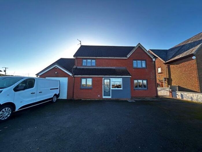 5 Bedroom Detached House To Rent In Five Roads, Llanelli, SA15