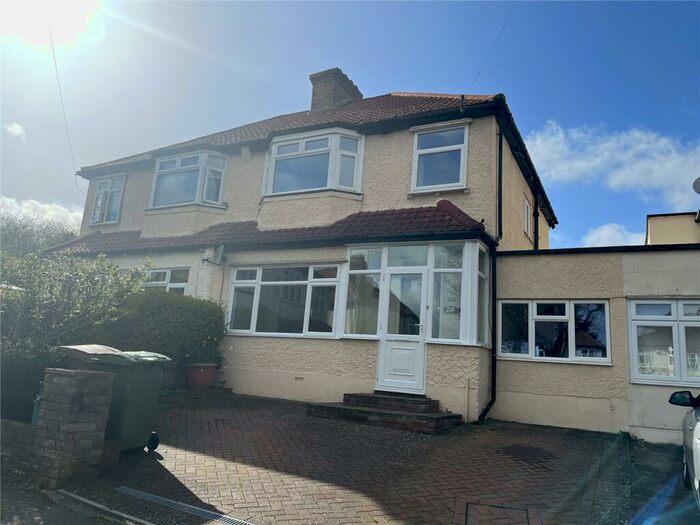 4 Bedroom Semi-Detached House To Rent In Wandle Court Gardens, Croydon, CR0