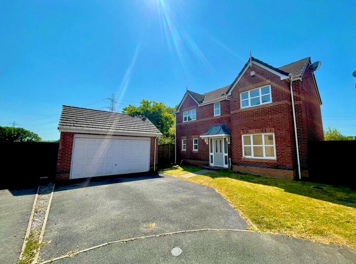 4 Bedroom Detached House To Rent In Golwg Y Waun, Birchgrove, Swansea, West Glamorgan, SA7