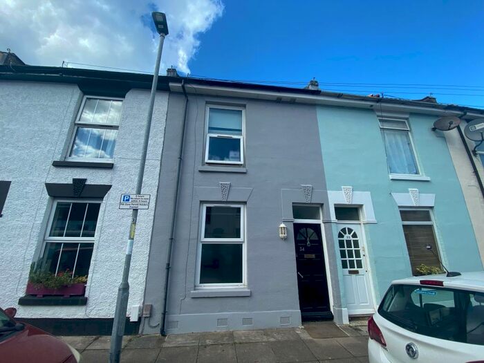 1 Bedroom Apartment To Rent In Beatrice Road, Southsea, PO4