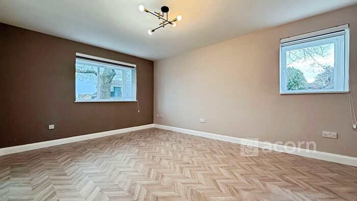 2 Bedroom Flat To Rent In Heathdene Drive, Belvedere, DA17