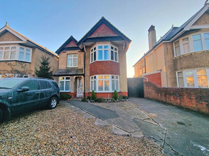 2 Bedroom Maisonette To Rent In Shirley Avenue, Shirley, SO15