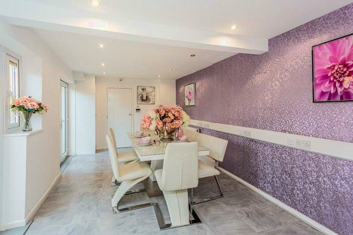 5 Bedroom Semi-Detached House To Rent In Blackpool Old Road, Blackpool, Lancashire, FY3