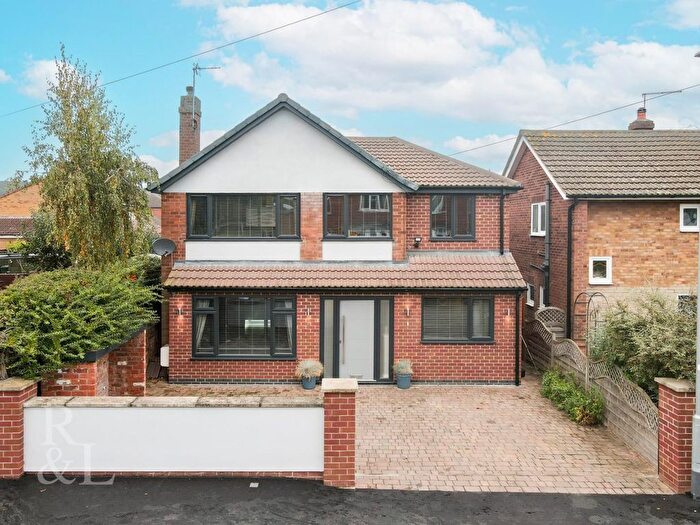 5 Bedroom Detached House For Sale In The Rushes, Gotham, Nottingham, NG11