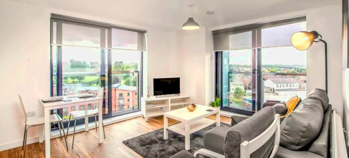 2 Bedroom Flat To Rent In Aire, Cross Green Lane, LS9