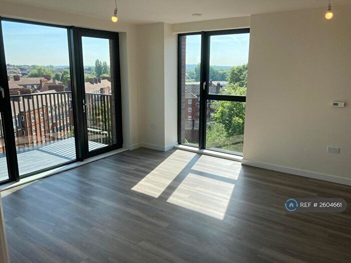 2 Bedroom Flat To Rent In North End Road, Wembley, HA9