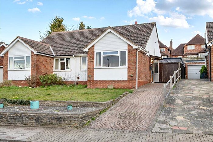 2 Bedroom Bungalow For Sale In Glentrammon Avenue, Orpington, BR6