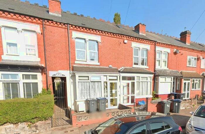2 Bedroom Property To Rent In Hampton Court Road, Harborne, Birmingham B17