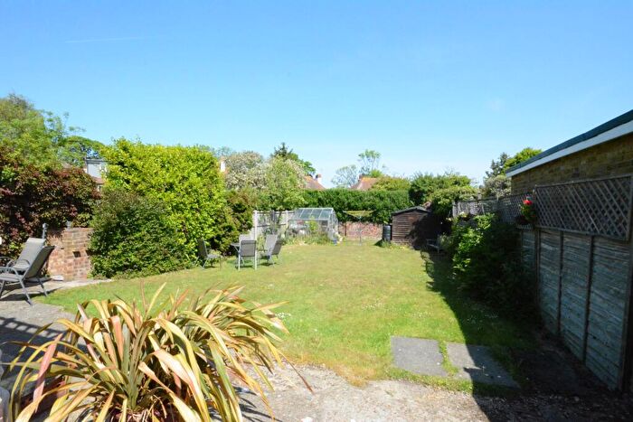 4 Bedroom Detached House For Sale In Northdown Park Road, Margate, CT9