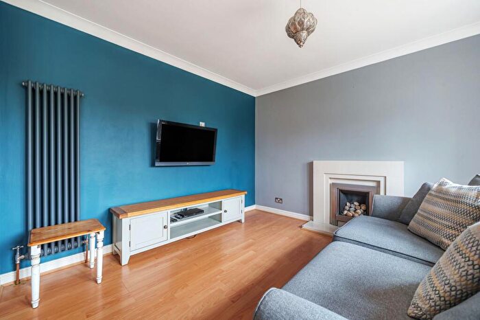 2 Bedroom End Of Terrace House To Rent In Burfield Road, Old Windsor, SL4