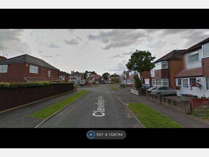 5 Bedroom Semi-Detached House To Rent In Cleveleys Avenue, Leicester, LE3