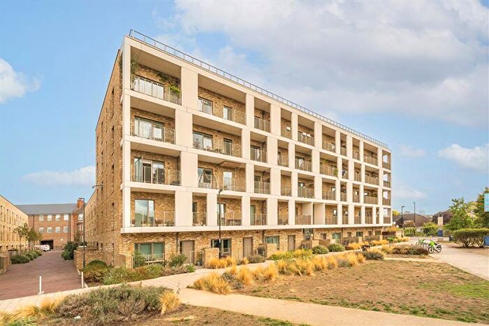 2 Bedroom House For Sale In Valley Road, New Cross, SE14
