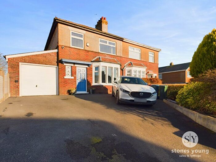 4 Bedroom Semi-Detached House For Sale In Barker Lane, Mellor, BB2