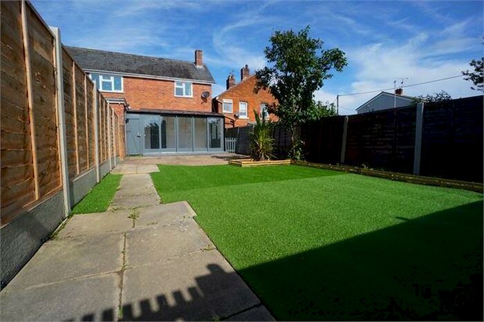 4 Bedroom Apartment To Rent In Kingsland Road, West Mersea, Essex., CO5