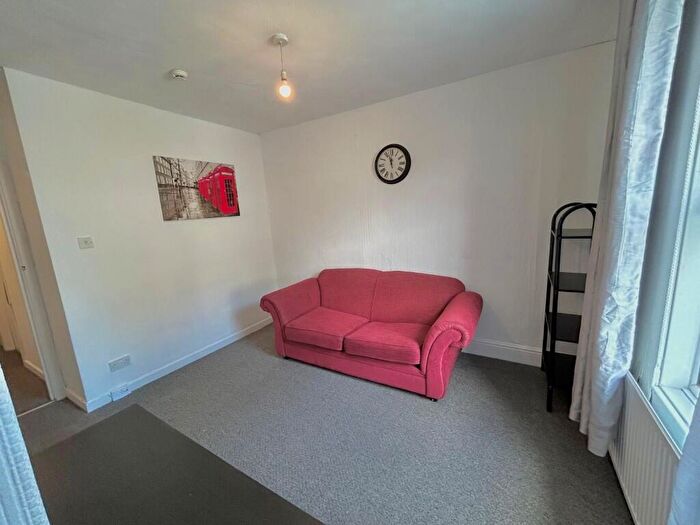 1 Bedroom Apartment To Rent In Glynrhondda Street, Cardiff(City), CF24