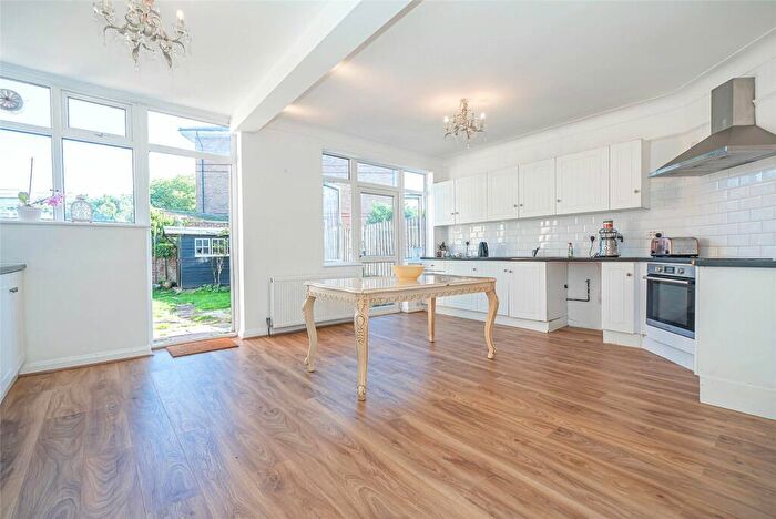 4 Bedroom Terraced House For Sale In Rectory Gardens, London, N8