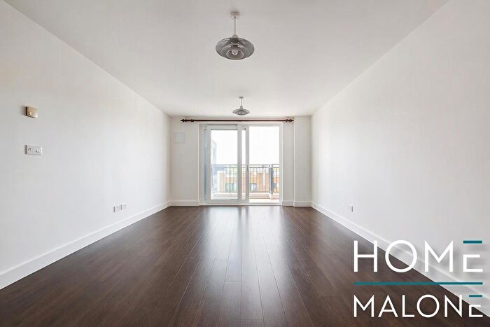 2 Bedroom Flat For Sale In Gaumont Tower, Dalston Square, London, E8