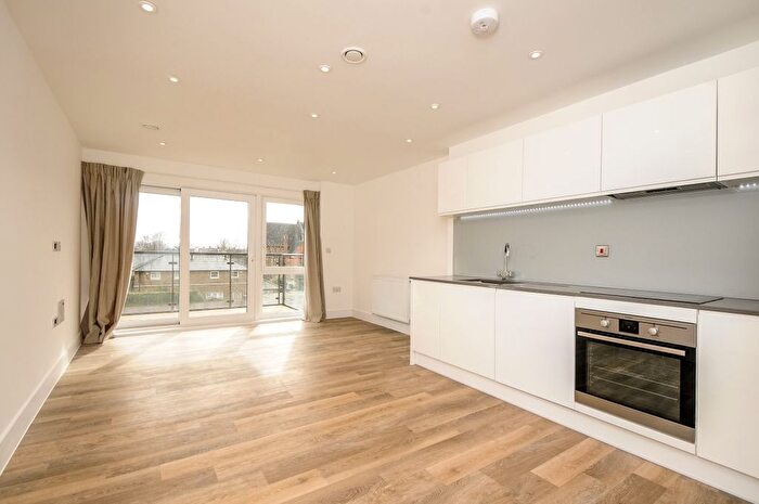 1 Bedroom Flat To Rent In Hartfield Road, Wimbledon, London, SW19