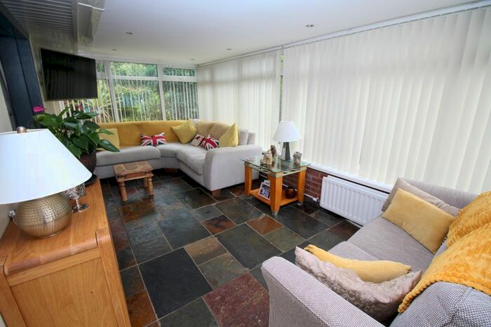 2 Bedroom Bungalow For Sale In Henly Avenue, Carrickfergus, BT38