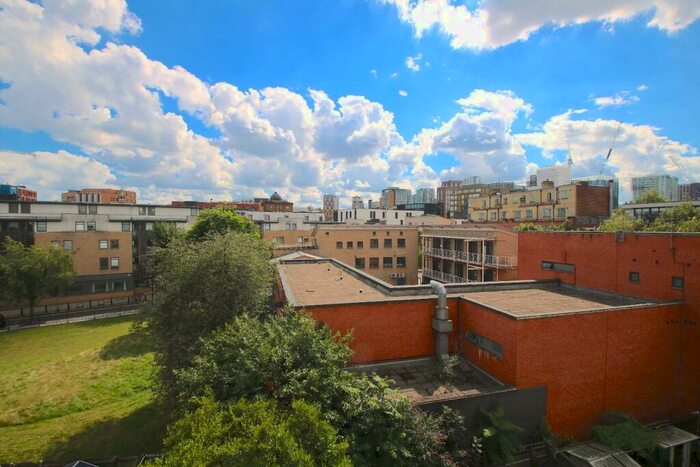 3 Bedroom Flat To Rent In Bloomfield, Old Montague Street, London, E1