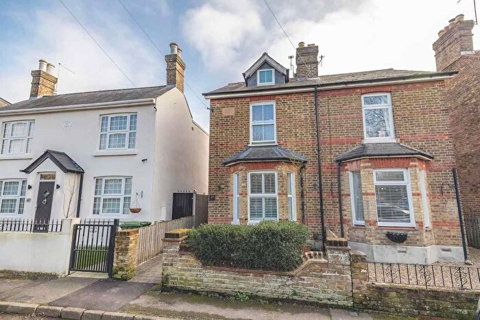 3 Bedroom Semi Detached House For Sale In The Myrke, Datchet, SL3