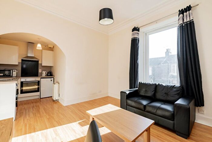 1 Bedroom Flat To Rent In Orchard Street, City Centre, Aberdeen, AB24