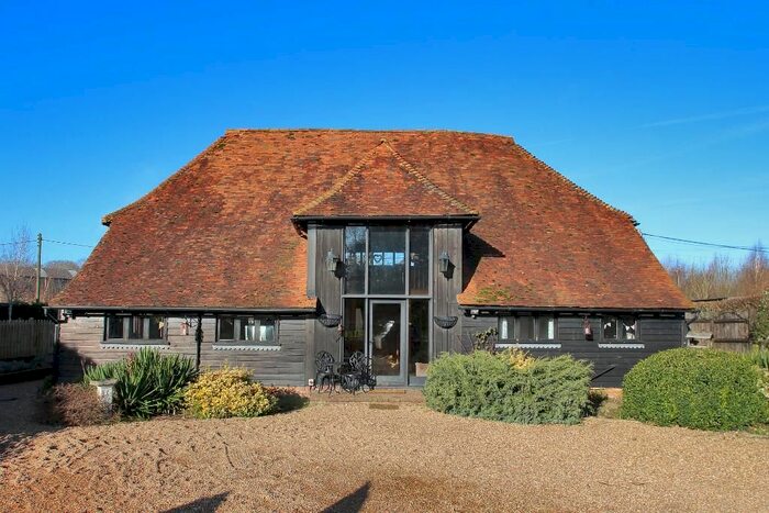 4 Bedroom Detached House To Rent In Pristling Lane, Staplehurst, Kent TN12