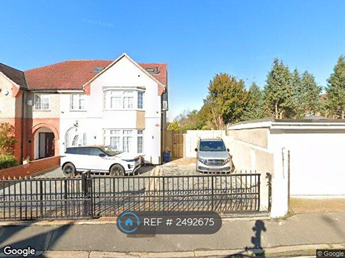 3 Bedroom Terraced House To Rent In Lampton Park Road, Hounslow, TW3