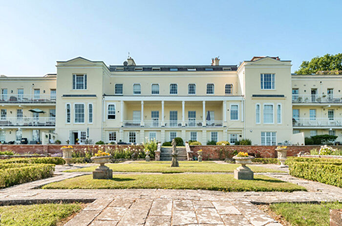 2 Bedroom Apartment For Sale In Swan Green, Emery Down, Lyndhurst, SO43