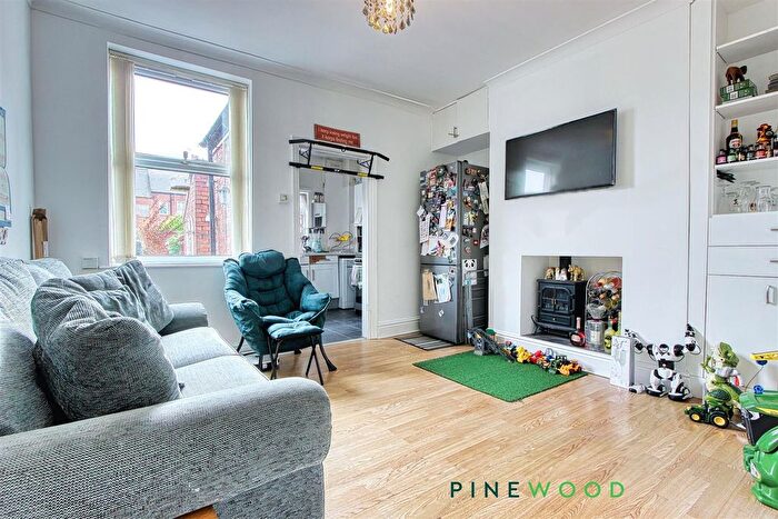 2 Bedroom Terraced House For Sale In Wharf Lane, Chesterfield, Derbyshire, S41