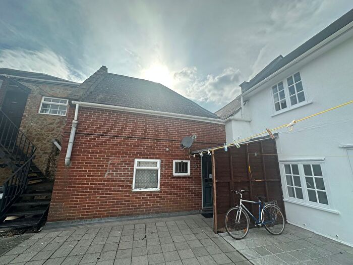 1 Bedroom Flat To Rent In Vine Flats, Ilminster, TA19