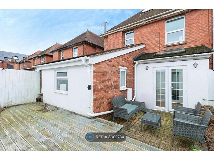1 Bedroom Flat To Rent In Markham Road, Bournemouth, BH9